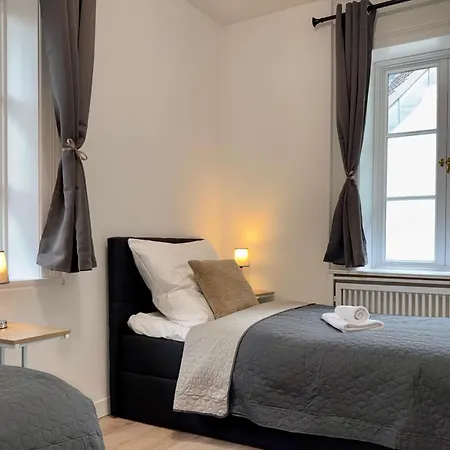 Appartamento Tt Living I 1 - 4 Schlafzimmer I Waschmaschine I Parkplatz Halstenbek